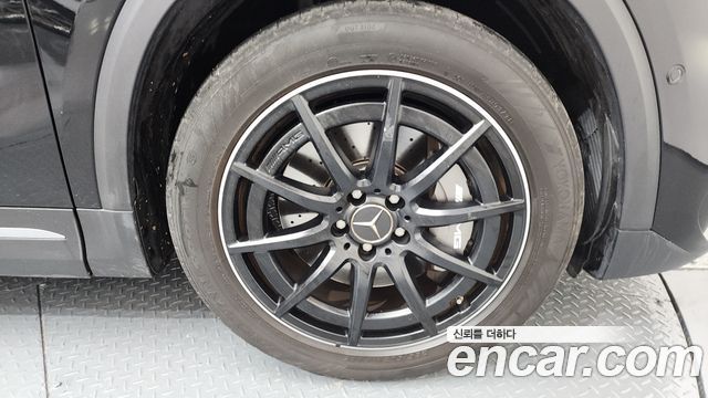 Mercedes-Benz GLA-Class 2023 — photo 5
