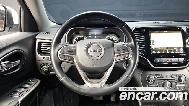 Jeep Cherokee 2021 — photo 13