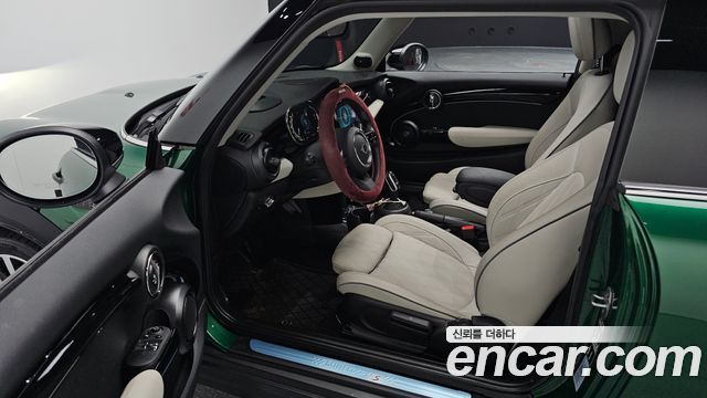 Mini Cooper 2023 — photo 11