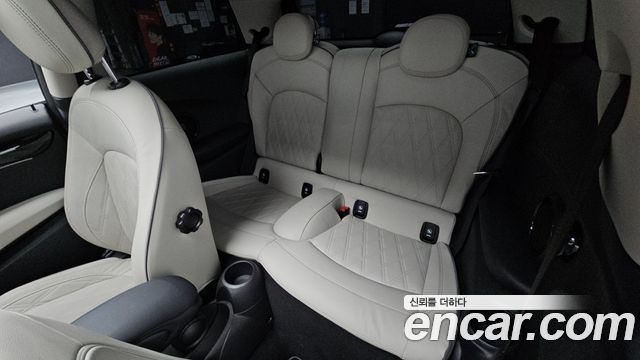 Mini Cooper 2023 — photo 12