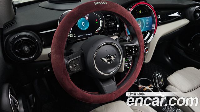 Mini Cooper 2023 — photo 13