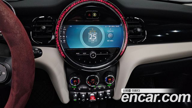 Mini Cooper 2023 — photo 14
