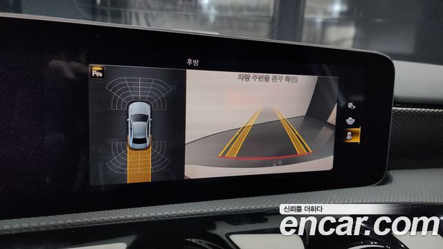 Mercedes-Benz A-Class 2020 — photo 14
