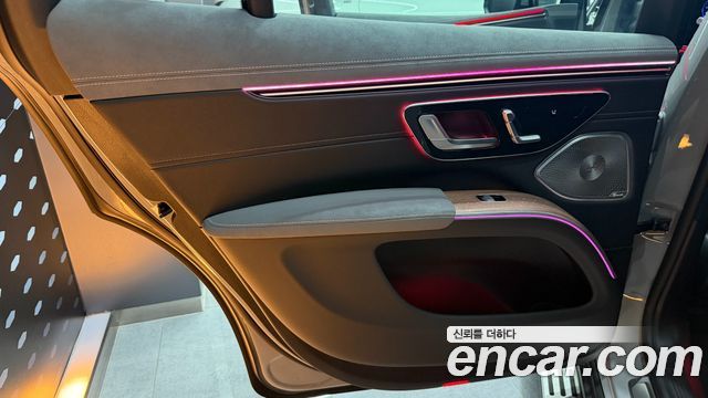 Mercedes-Benz EQS 2025 — photo 10