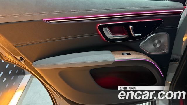 Mercedes-Benz EQS 2025 — photo 18