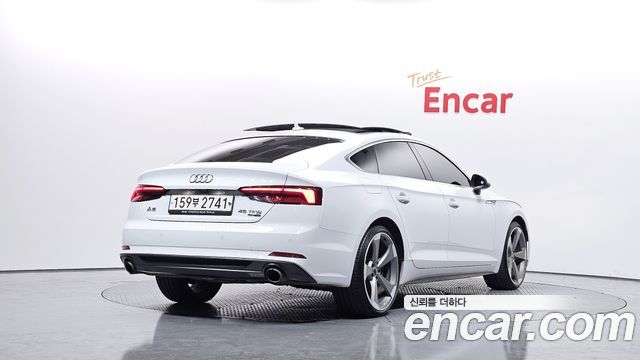 Audi A5 2019 — photo 2