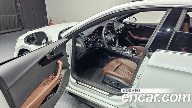 Audi A5 2019 — photo 11