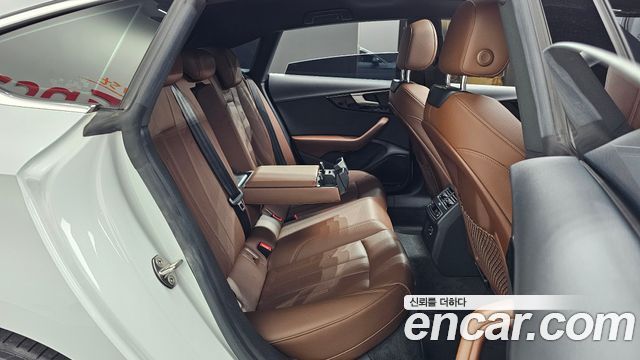 Audi A5 2019 — photo 12