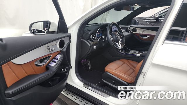 Mercedes-Benz GLC-Class 2022 — photo 10