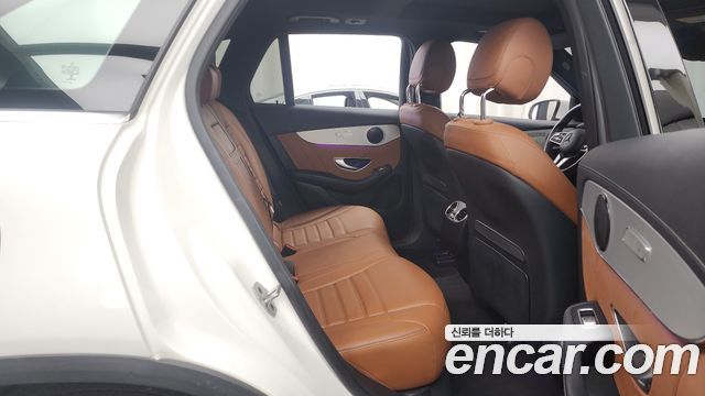 Mercedes-Benz GLC-Class 2022 — photo 12