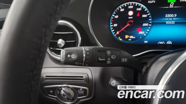 Mercedes-Benz GLC-Class 2022 — photo 19