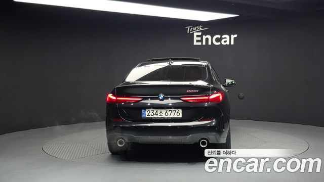 BMW 2-Series 2023 — photo 4
