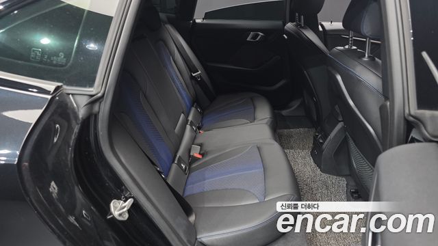 BMW 2-Series 2023 — photo 12