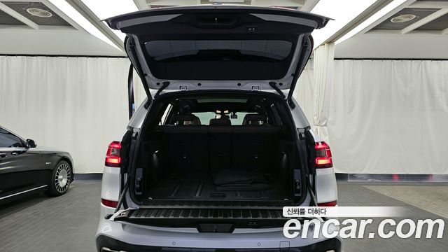 BMW X5 2022 — photo 20