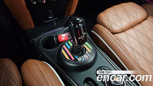 Mini Countryman 2021 — photo 9