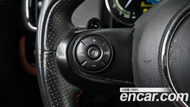Mini Countryman 2021 — photo 16