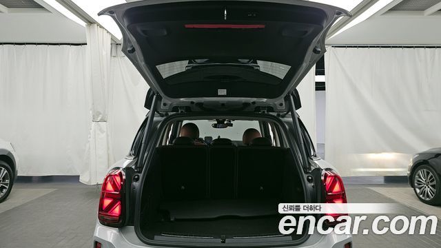 Mini Countryman 2021 — photo 20