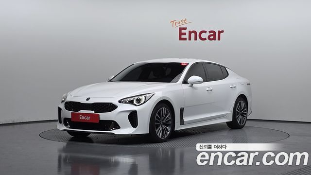 Kia Stinger 2018 — photo 1
