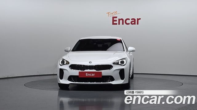 Kia Stinger 2018 — photo 3