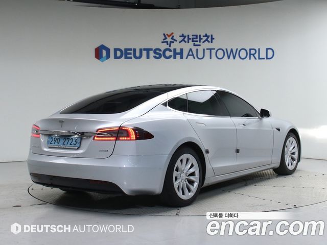 Tesla Model S 2017 — photo 2