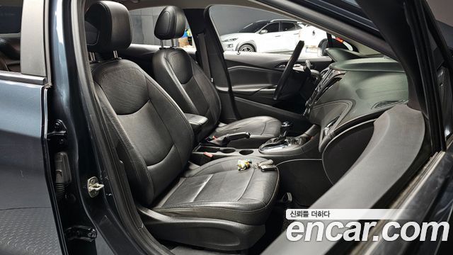 Chevrolet Korea Cruze 2017 — photo 10