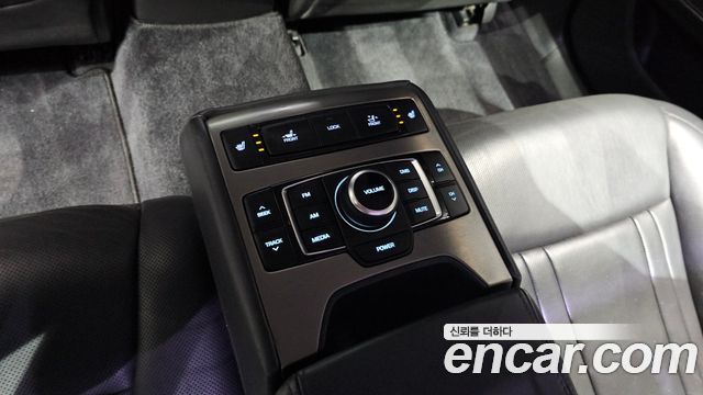 Hyundai Genesis 2015 — photo 19