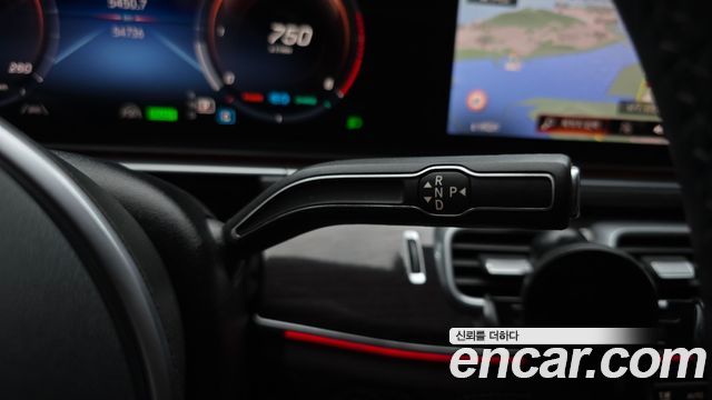 Mercedes-Benz GLE-Class 2023 — photo 9