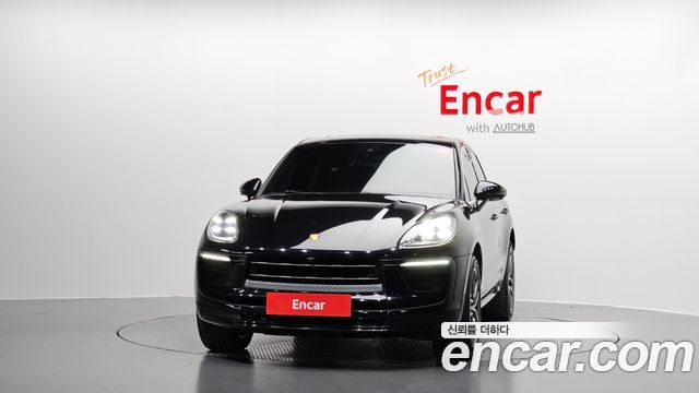 Porsche Macan 2022 — photo 3