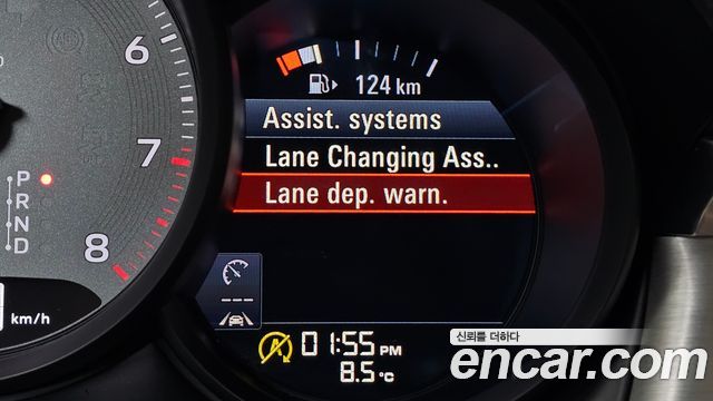 Porsche Macan 2022 — photo 15