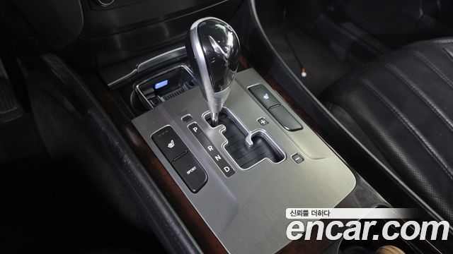 Hyundai Equus 2012 — photo 9