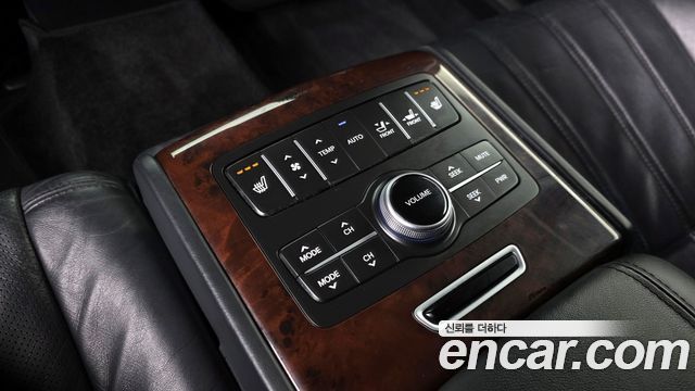Hyundai Equus 2012 — photo 19