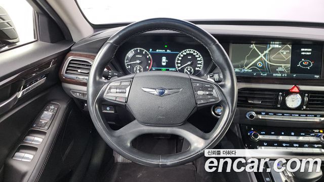 Genesis EQ900 2018 — photo 13