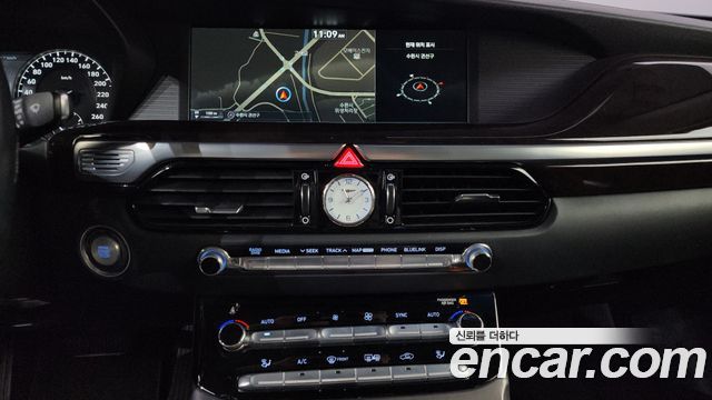 Genesis EQ900 2018 — photo 14