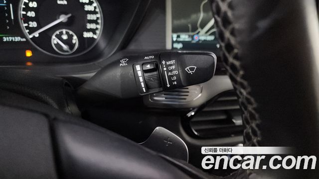 Genesis EQ900 2018 — photo 17
