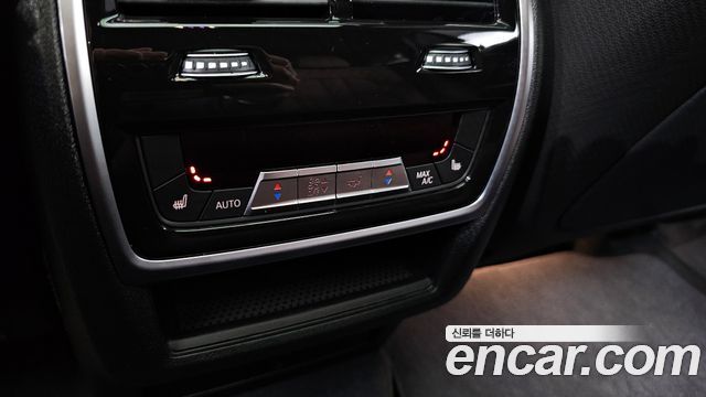 BMW X6 2025 — photo 17