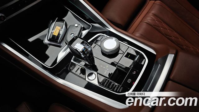 BMW X6 2023 — photo 9