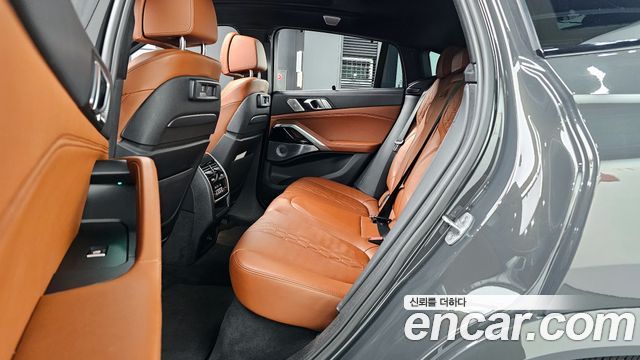 BMW X6 2023 — photo 11