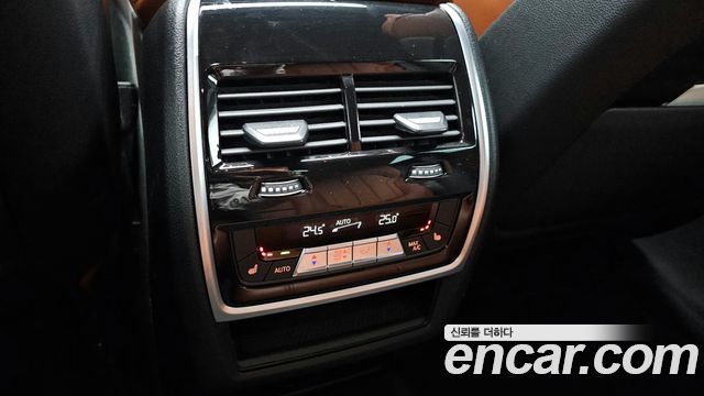 BMW X6 2023 — photo 18
