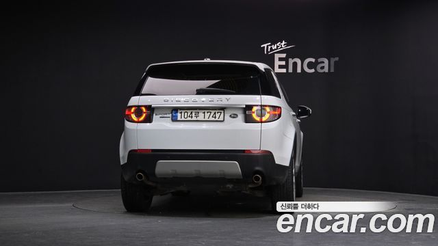 Land Rover Discovery Sport 2016 — photo 4
