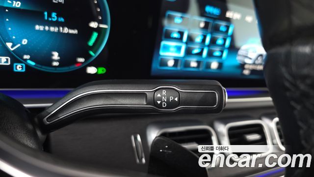 Mercedes-Benz GLS-Class 2022 — photo 9