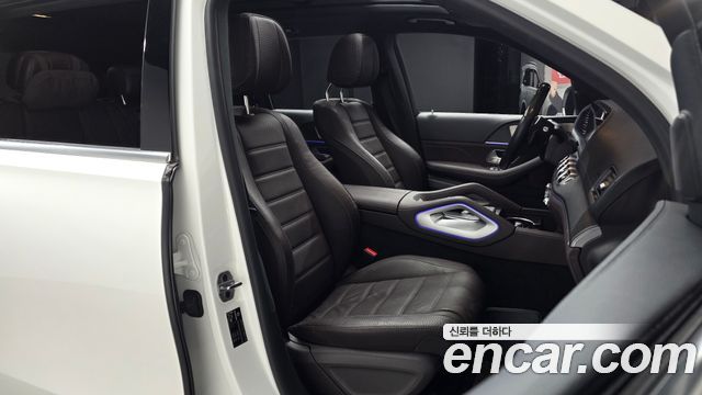 Mercedes-Benz GLS-Class 2022 — photo 10