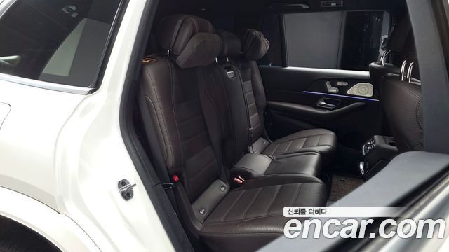 Mercedes-Benz GLS-Class 2022 — photo 11