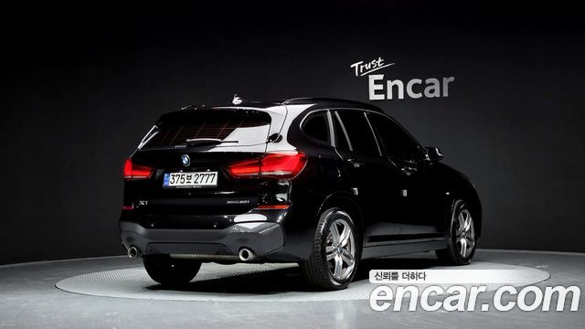 BMW X1 2021 — photo 2