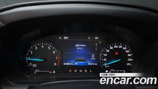 Ford Explorer 2022 — photo 8