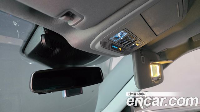 Ford Explorer 2022 — photo 15