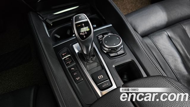 BMW X6 2015 — photo 9