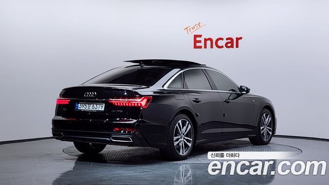 Audi A6 2022 — photo 2