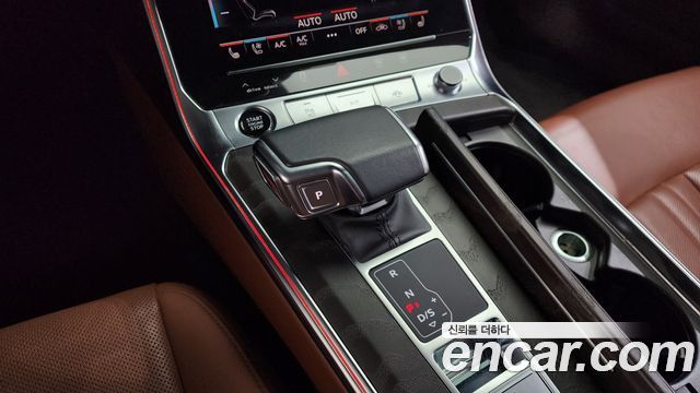 Audi A6 2022 — photo 9