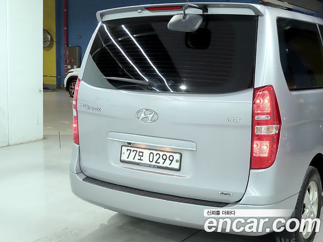 Hyundai Starex 2018 — photo 16