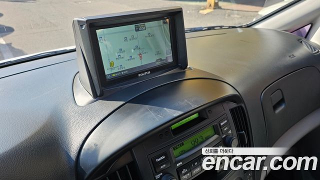 Hyundai Starex 2015 — photo 15
